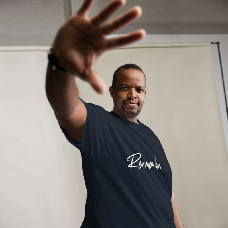 “Renmen Lavi” T-shirt - Image 4